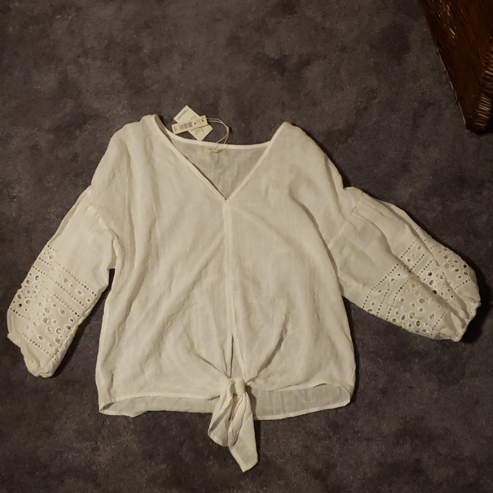 Flowy white shirt